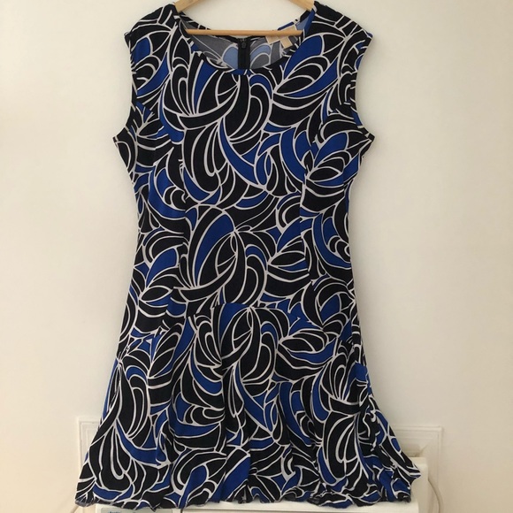 Michael Kors Dresses & Skirts - 🚨Michael Korr Dress🚨 Blue black shift dress